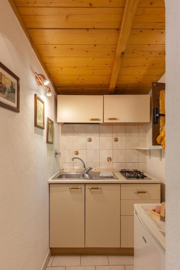 Elbaloves Appartaments Villa Capoliveri  Extérieur photo