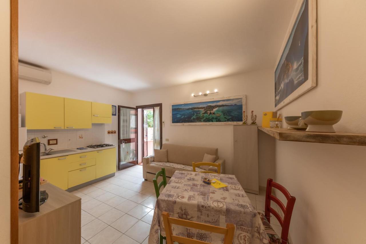 Elbaloves Appartaments Villa Capoliveri  Extérieur photo