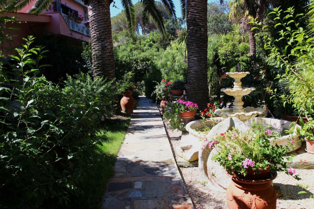 Elbaloves Appartaments Villa Capoliveri  Extérieur photo