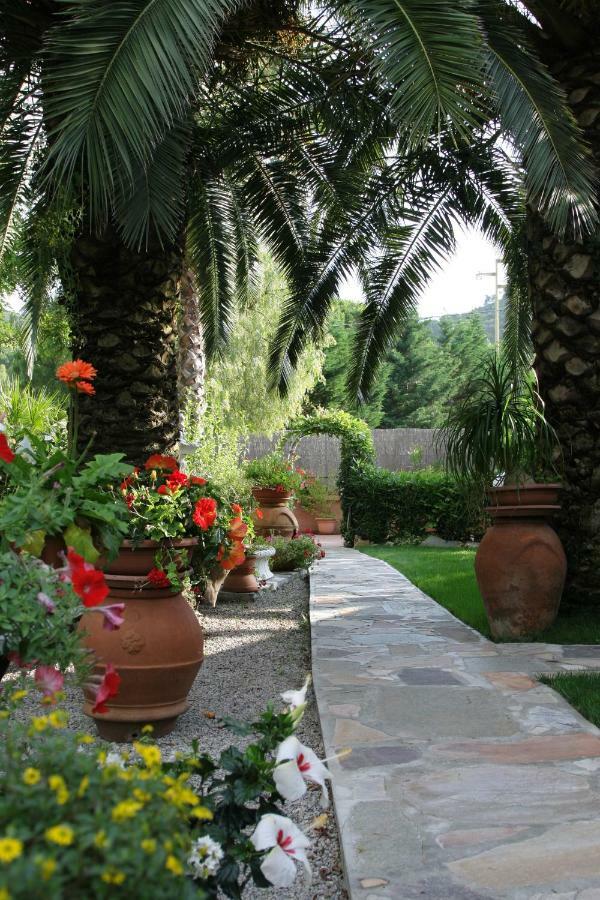 Elbaloves Appartaments Villa Capoliveri  Extérieur photo