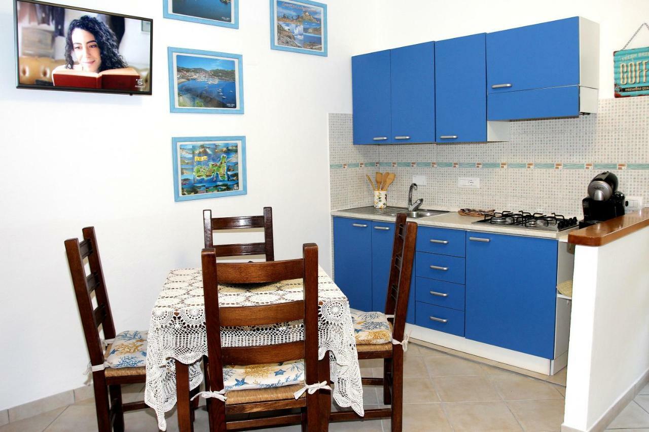 Elbaloves Appartaments Villa Capoliveri  Extérieur photo