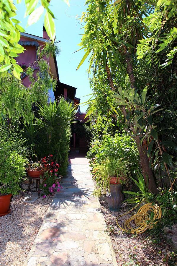 Elbaloves Appartaments Villa Capoliveri  Extérieur photo
